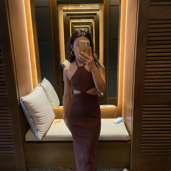 Brown Halter Neck Cut Out Dress - Picture 2 of 2